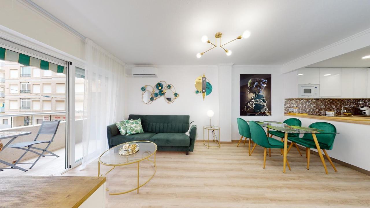 Appartement Pedro Lorca à Torrevieja Extérieur photo