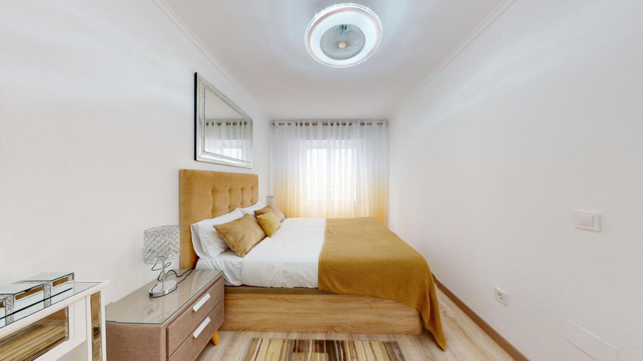 Appartement Pedro Lorca à Torrevieja Extérieur photo