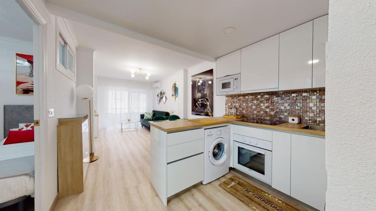 Appartement Pedro Lorca à Torrevieja Extérieur photo
